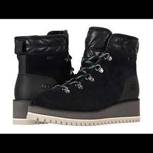 UGG birch lace up boots size 9 new in box